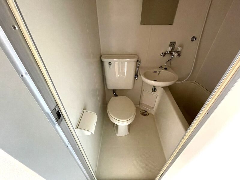 ベルクメイムのトイレ|※別号室の参考写真です