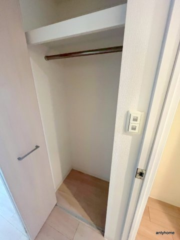 プレサンス難波元町　仲介手数料無料の収納