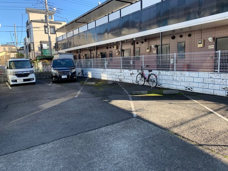 フェリース戸田公園の駐車場