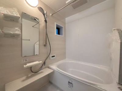 【浴室】 | 西日暮里6丁目戸建 | 落ち着いた空間のお風呂です