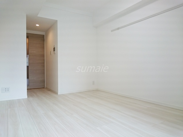 ルフレ赤羽サウスの寝室|窓側からのアングルです☆