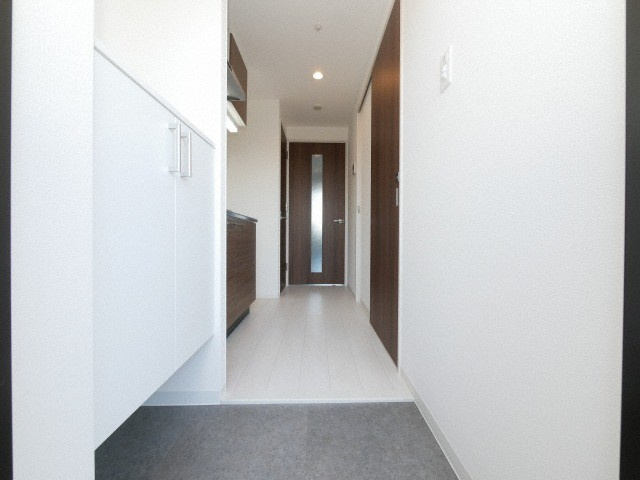 リヴィアス難波ルノンの玄関