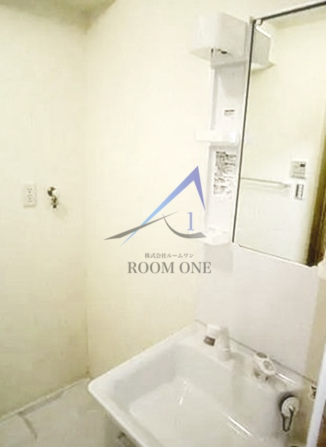 Ｂｕｅｎａ　Ｖｉｓｔａ　ＩＯＧＩの洗面所|独立洗面台です。