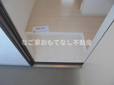 【玄関】 | アペラシオン味美 | 同タイプ