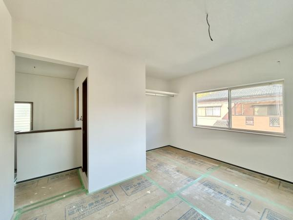 一宮しなね一丁目　中古戸建ての洋室|2階北側洋室です。フロアタイル重張り、クロス張替えを行いました♪