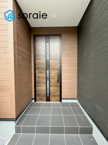 飯能市飯能全2棟　新築戸建　リーブルガーデンの玄関|5/24撮影