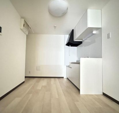 【居間・リビング】 | 嶌崎ビル | ゆったり過ごせるリビングです