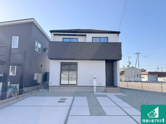 加古川市八幡町上西条　新築一戸建ての外観|安心の10年保証！外観を美しく保ち、雨水で汚れを落とします！気になることがありましたら、お気軽にお問い合わせください！