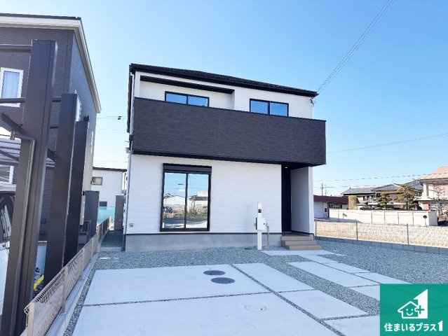 加古川市八幡町上西条　新築一戸建ての外観|安心の10年保証！外観を美しく保ち、雨水で汚れを落とします！気になることがありましたら、お気軽にお問い合わせください！