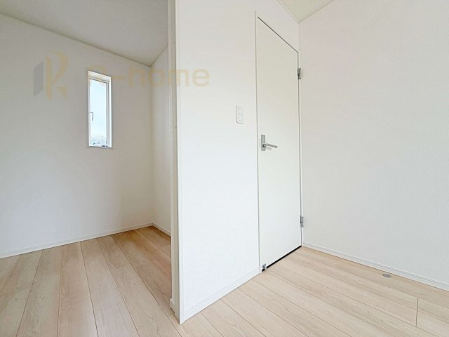 結城市結城第43-II期　新築戸建て　4号棟の収納|人気のウォークインクローゼット！アウター類はもちろん、季節ものや寝具も収納できます！