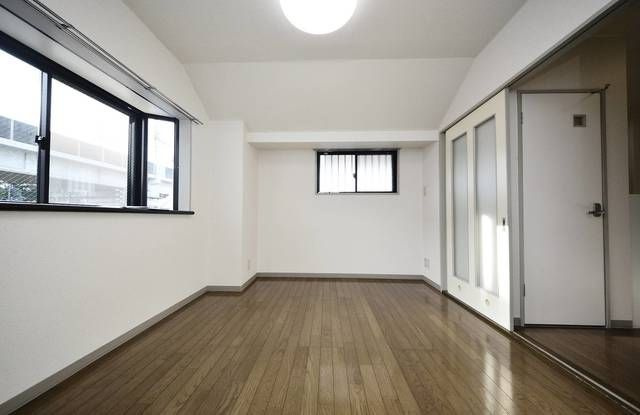 アナトリアコーポの洋室