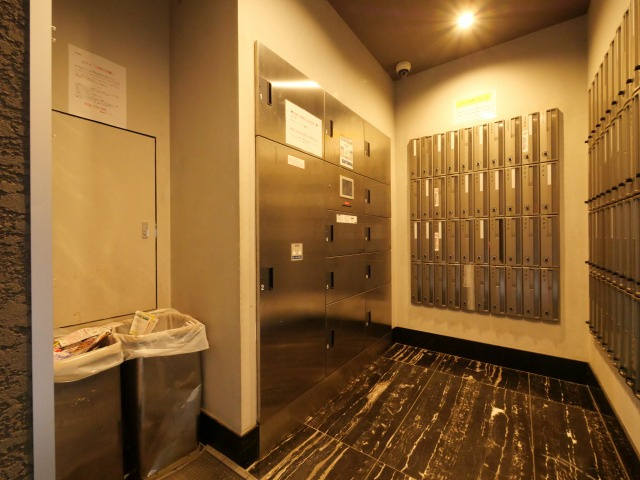 LUMINOUS桜川のエントランス