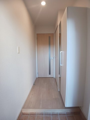 メゾンさくらの玄関