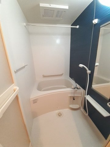 カーサ中村Ｂの浴室