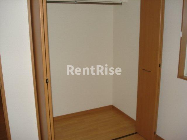 エスポワールＡの洋室|収納（北洋室）(イメージ)