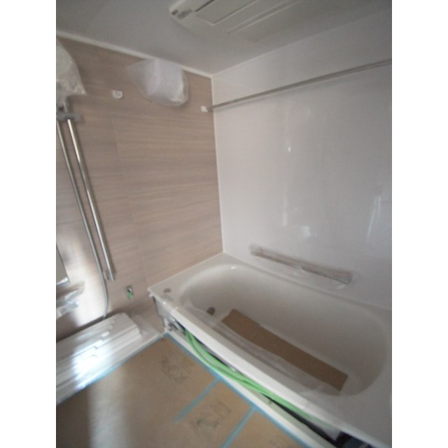 荒川区南千住７丁目の賃貸マンションの浴室