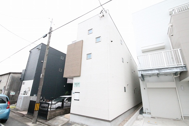 名古屋市西区栄生１丁目のアパートの外観