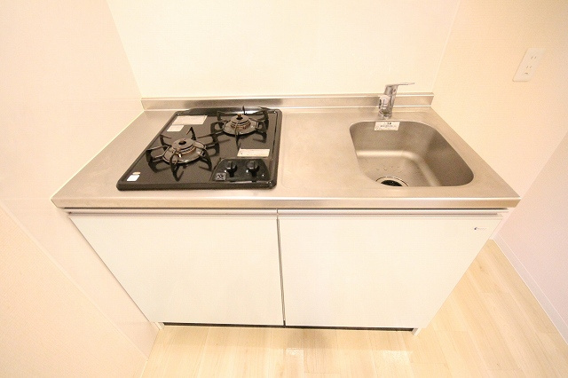 名古屋市西区栄生１丁目のアパートのキッチン