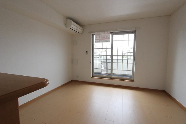 ウィステリア池下の居間・リビング