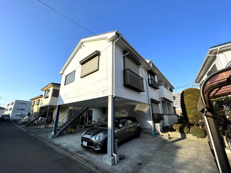 ホームズ大久保の外観