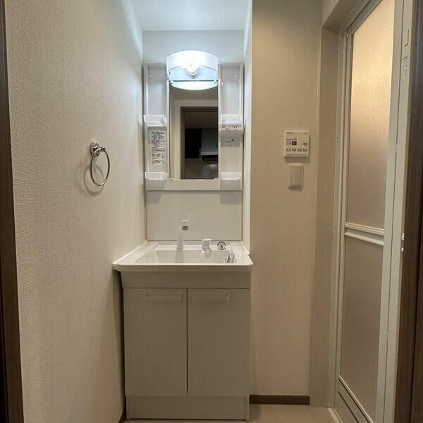 乾月（Ｋｅｎｇｅｔｓｕ）の独立洗面台