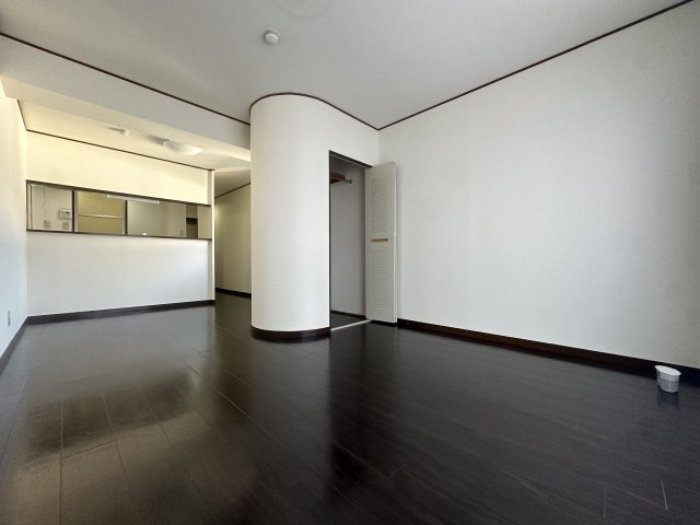 サニーハイツ住吉の居間・リビング