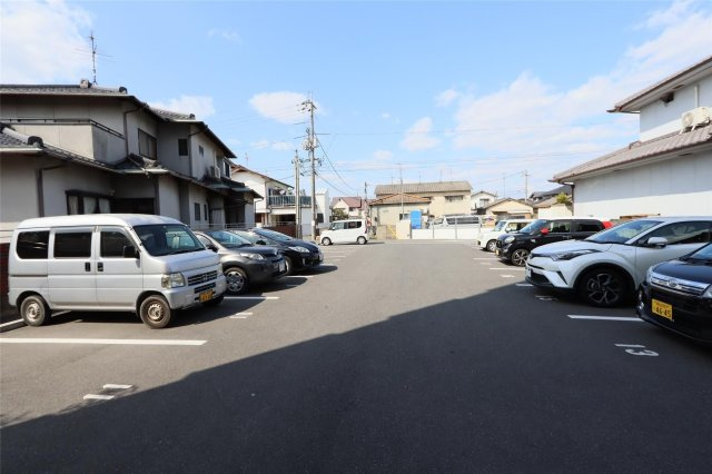 アーバンスタイルの駐車場