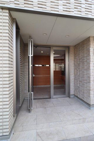 アーバンスタイルのエントランス