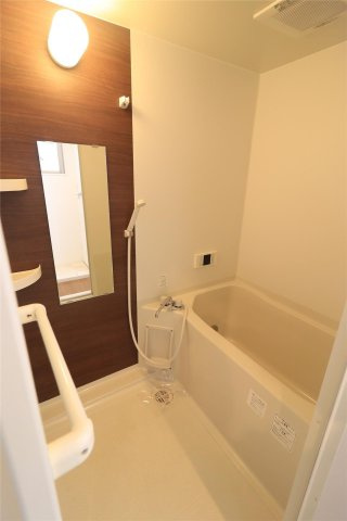 アーバンスタイルの浴室