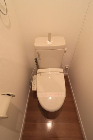 アーバンスタイルのトイレ