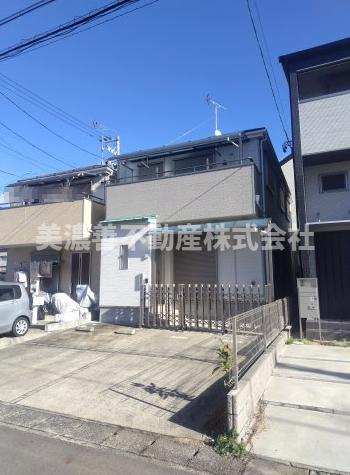 ６６２２１　岐阜市加納南陽町中古戸建ての外観