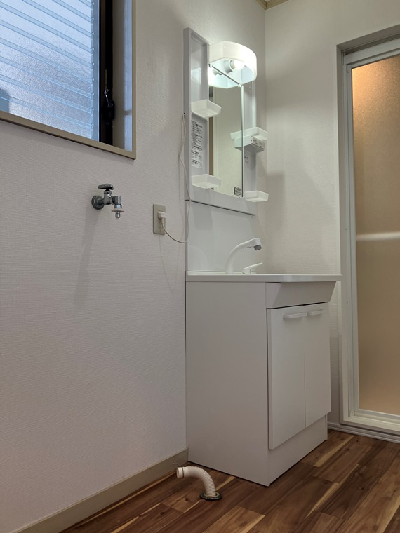 南小岩戸建の洗面所