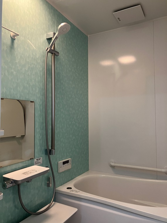 南小岩戸建の浴室