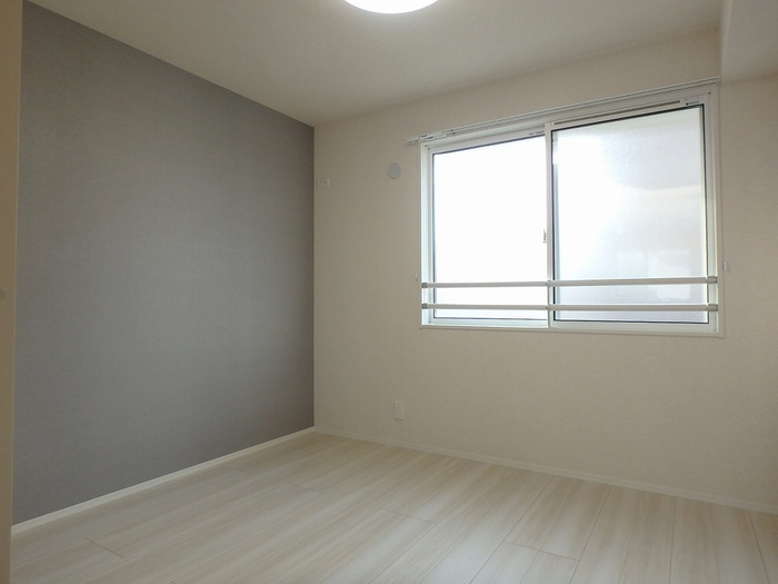 ラ・ルーチェ上田レジデンスの洋室