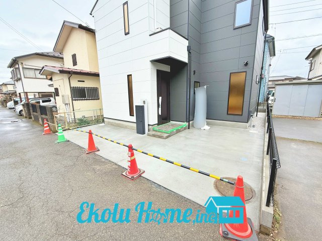 あきる野市伊奈　全1棟の駐車場|2026年2月撮影
