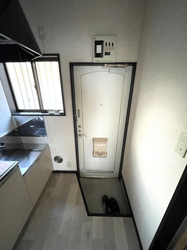 リヴェール大久保の玄関