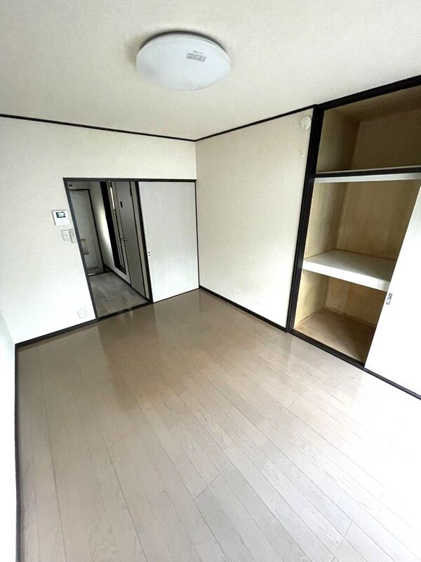 リヴェール大久保の居間・リビング