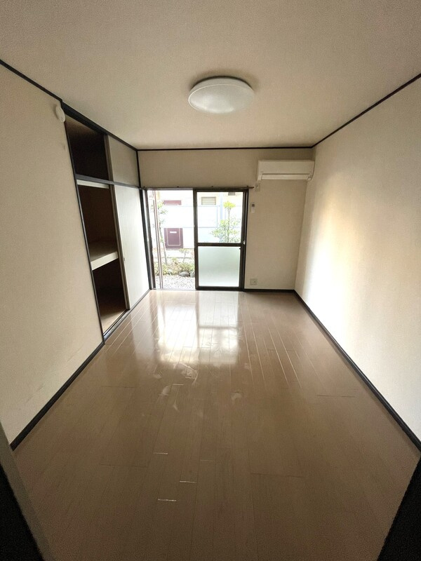 リヴェール大久保の居間・リビング