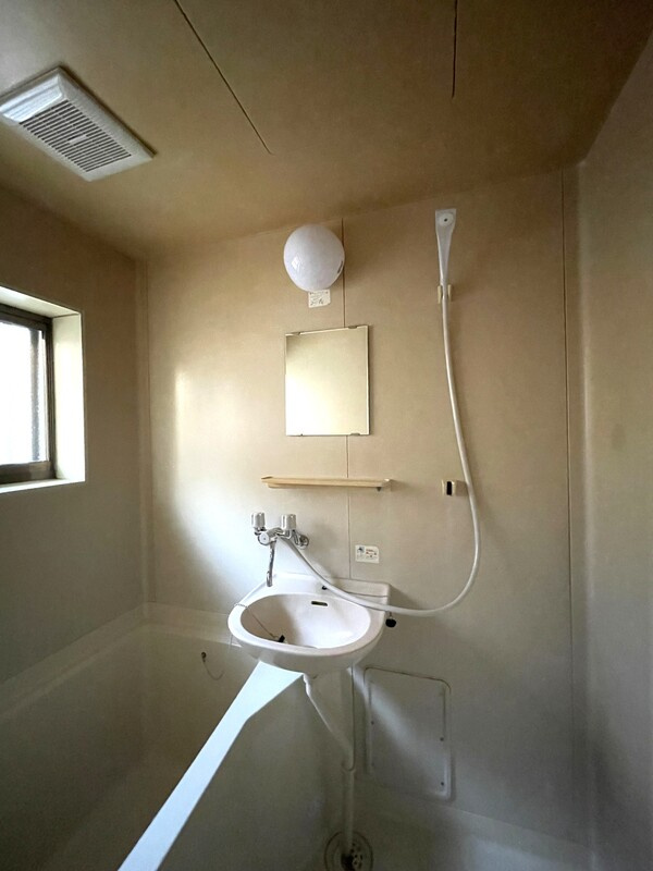 リヴェール大久保の独立洗面台