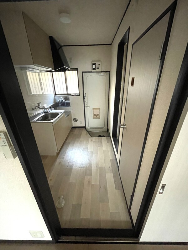 リヴェール大久保の玄関