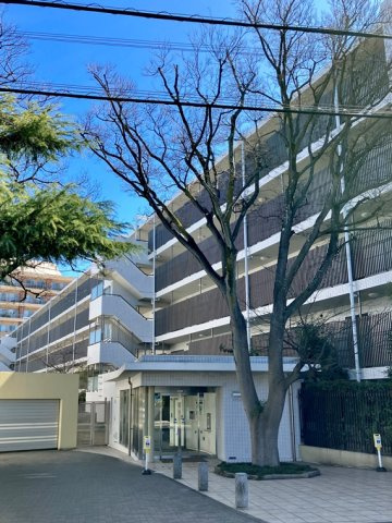 湘南袖ヶ浜レジデンスＢ棟の外観