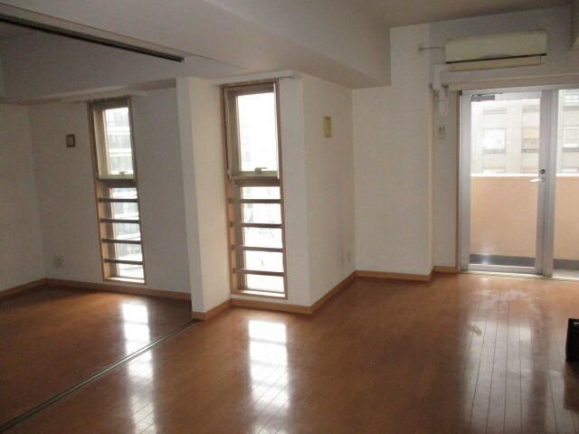 スカイコート日本橋人形町第５の居間・リビング