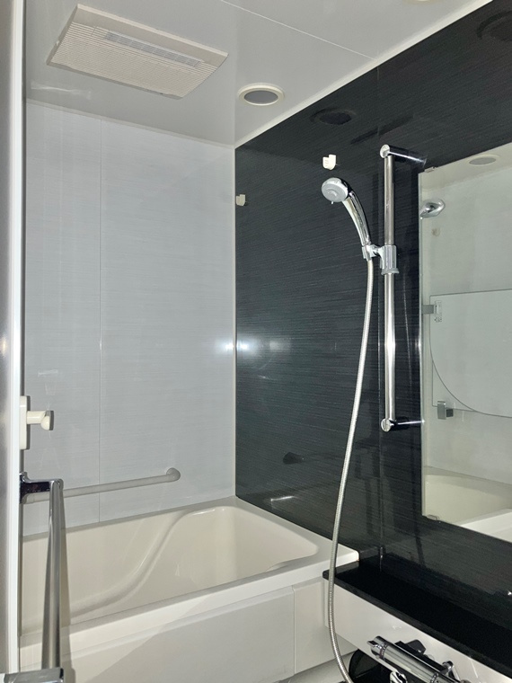 ライオンズ川越新富町の浴室