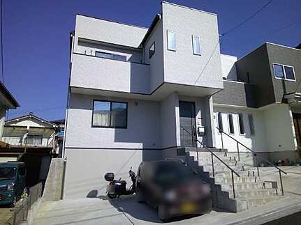 府中町八幡２丁目の外観