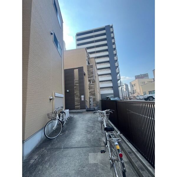 ヴィーナスヒル金山　名古屋市賃貸　仲介手数料無料のエントランス