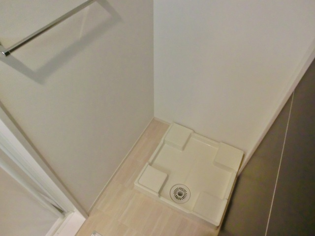 ＳＵＮＳＵＮの洗面所|脱衣スペースに室内洗濯機置き場あります♪