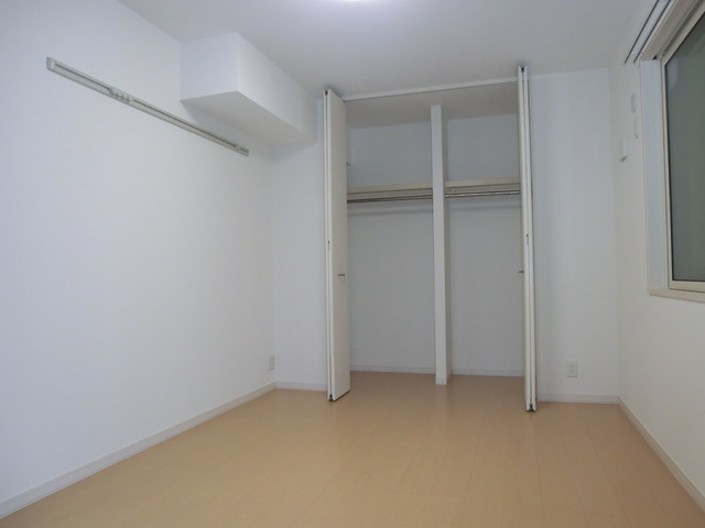 ＳＵＮＳＵＮの洋室|収納のある洋室です♪