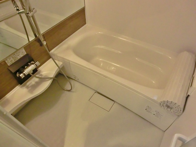 ＳＵＮＳＵＮの浴室|大きな浴槽のバスルーム！追い焚き付です♪