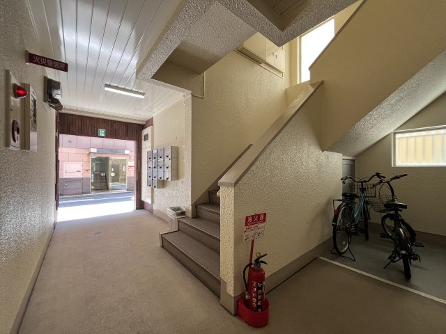 第一ハイムゆりのエントランス