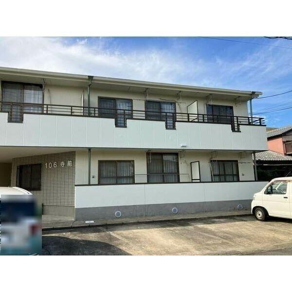 106寺前の駐車場